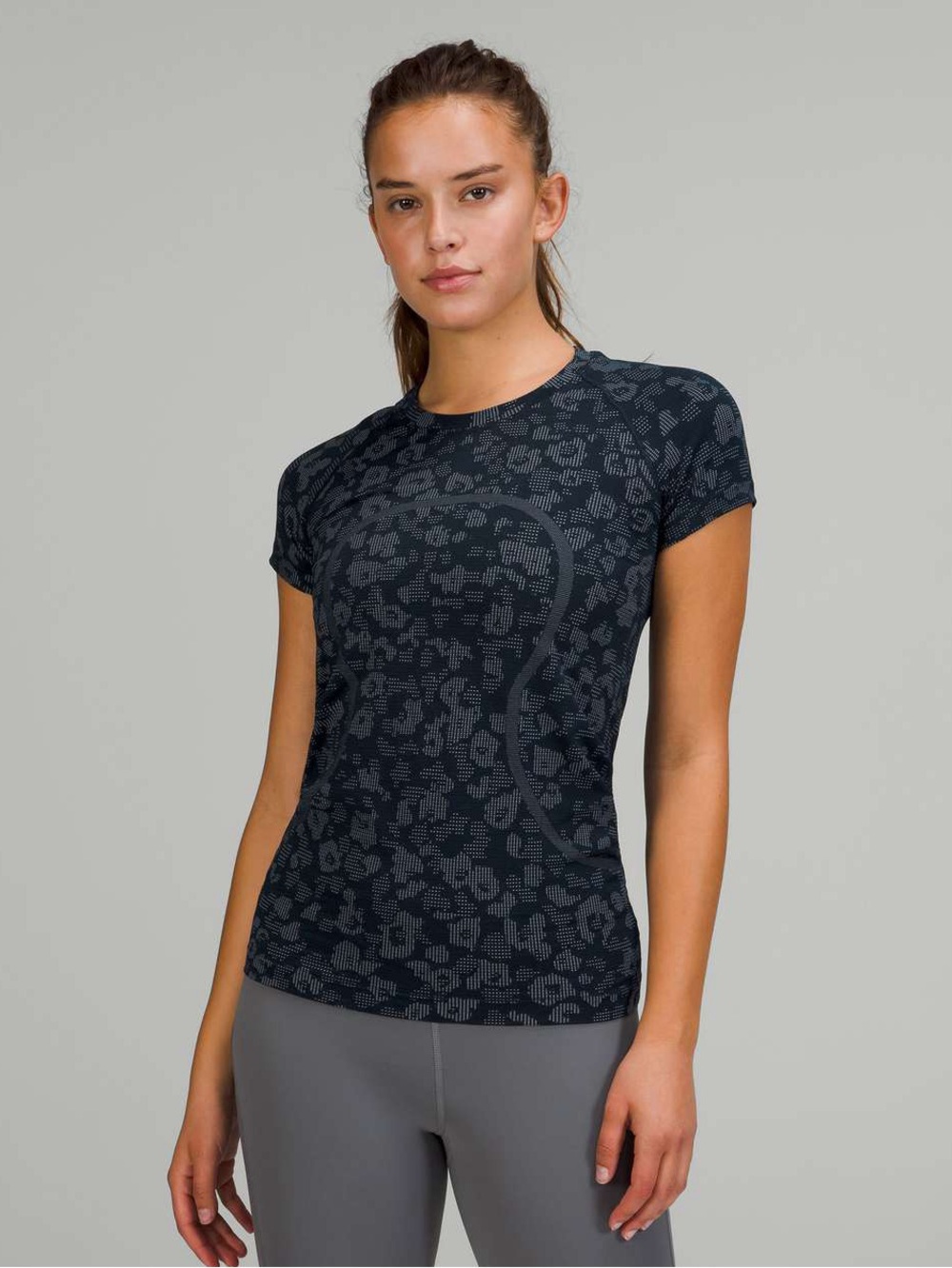 Lululemon Swiftly Tech Short Sleeve Shirt 2.0 Dappled Floral True Navy/Ocean Air